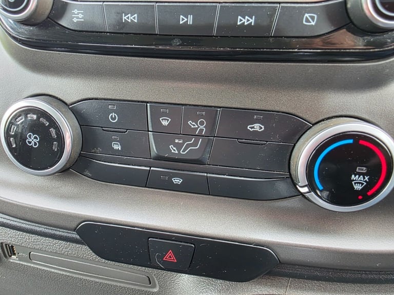 2022 Ford Transit Custom 2.0 EcoBlue 130ps L2 Low Roof Trend Van PANEL VAN Diesel Manual