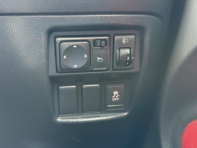 NISSAN JUKE 1.6 Acenta Premium Euro 5 5dr 2011