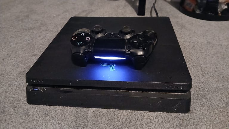 Sony PlayStation 4 Slim (PS4 Slim) - 500GB - Black Console - Excellent Condition Plus Controller