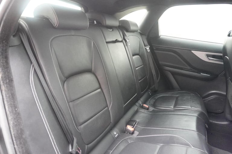 JAGUAR F-PACE 2.0 D240 R-Sport Auto AWD Euro 6 (s/s) 5dr 2018