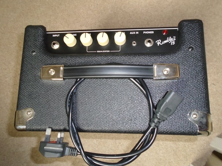 Fender Rumble V3 15 Bass Amp