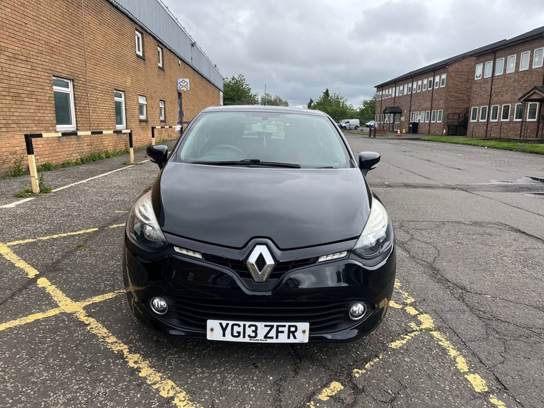 RENAULT CLIO 1.2 PETROL ONLY 75 K AND FSH 