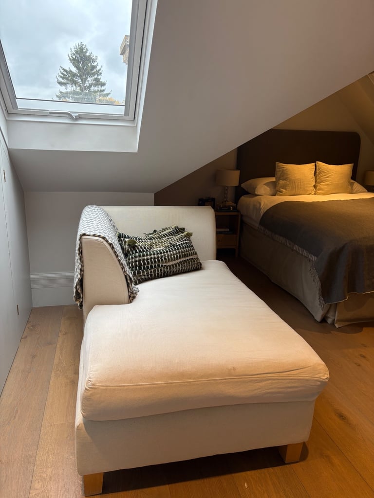 image for Chaise long sofa