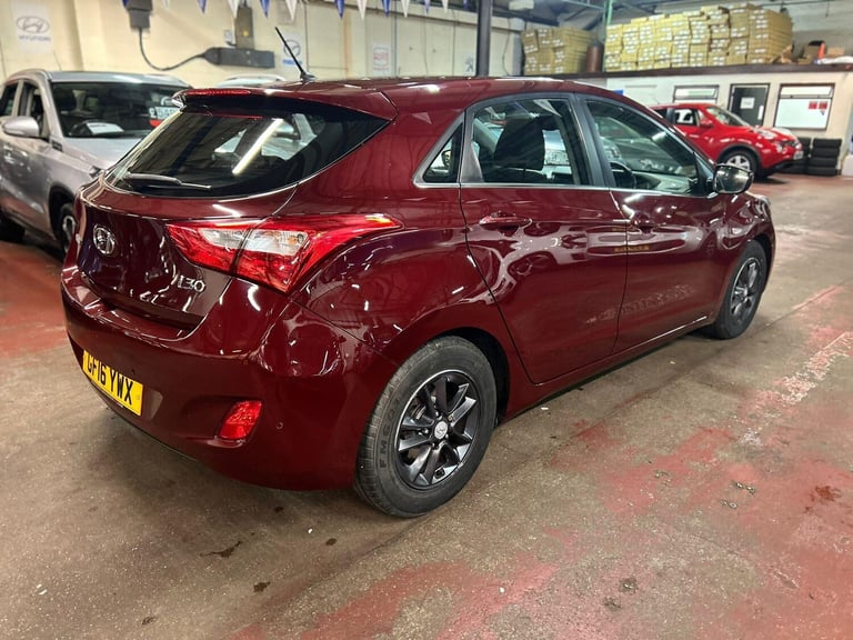 2016 Hyundai i30 1.6 CRDi Blue Drive SE 5dr HATCHBACK DIESEL Manual