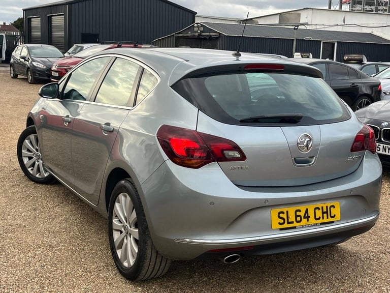 2014 Vauxhall Astra 2.0 CDTi ecoFLEX Elite Euro 5 (s/s) 5dr Hatchback Diesel Manual