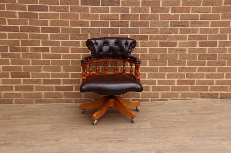 image for Chesterfield Gas Lift Captains Chair (UK Delivery)