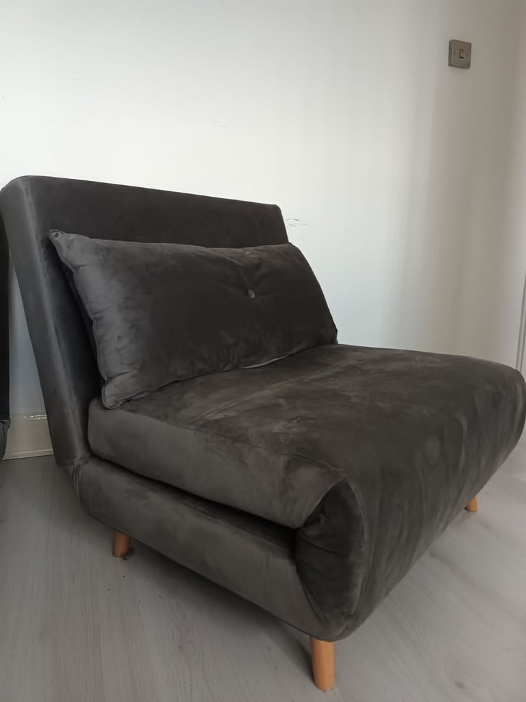 Single sofa bed