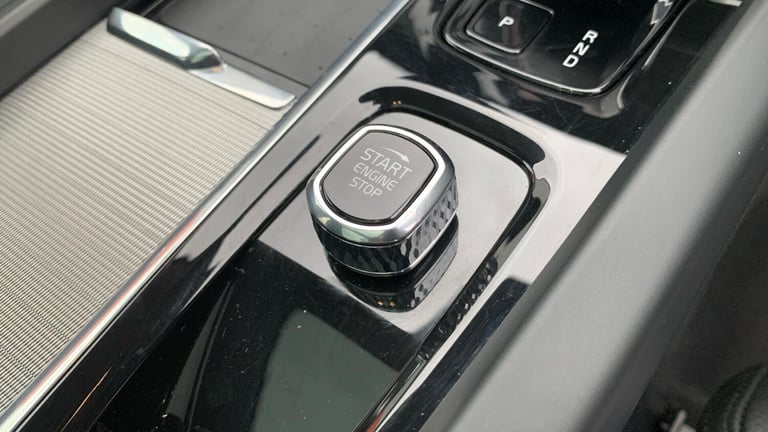 2024 Volvo XC60 2.0h T6 Recharge 18.8kWh Plus Auto AWD Euro 6 (s/s) 5dr ESTATE Petrol/Electric Hy...