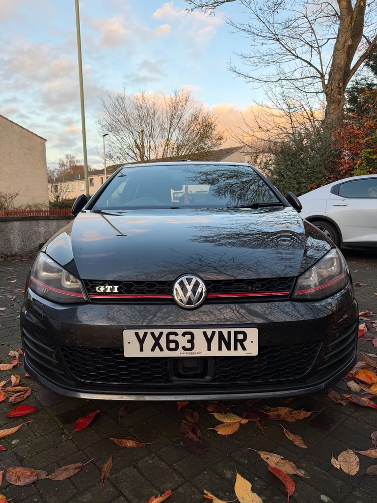 Volkswagen, GOLF, Hatchback, 2013, Manual, 1984 (cc), 3 doors