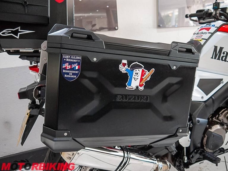 2021 (21) Suzuki 1050 V-Strom XT Tour | Fully loaded example!!