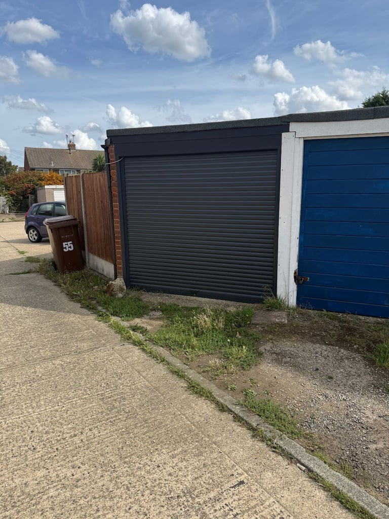 Garage for Rent – Secure, Convenient Location