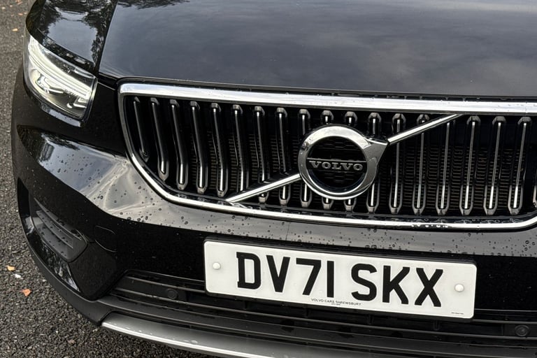 2021 Volvo XC40 2.0 B4 MHEV Inscription Auto AWD Euro 6 (s/s) 5dr SUV PETROL Automatic