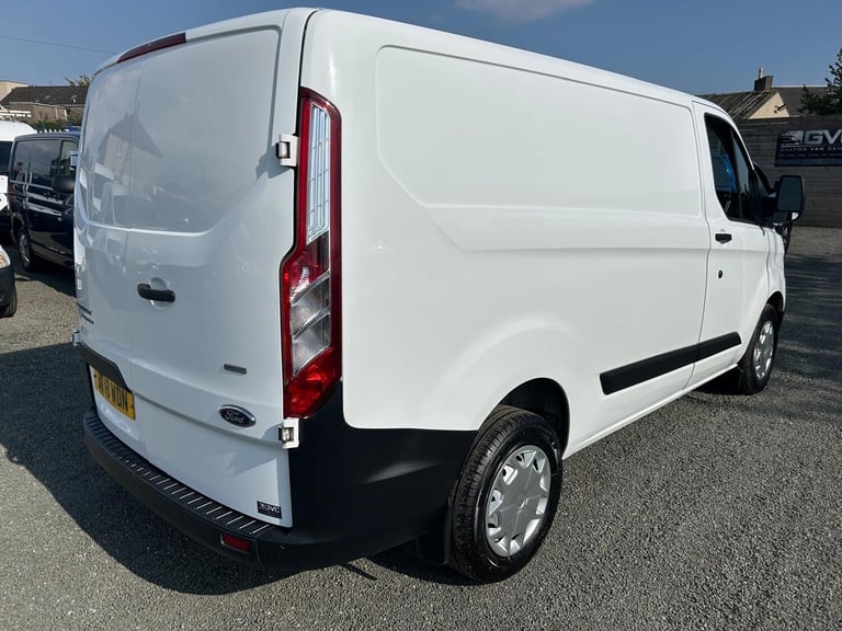 2018 Ford Transit Custom 2.0 TDCi 105ps Low Roof Van PANEL VAN Diesel Manual