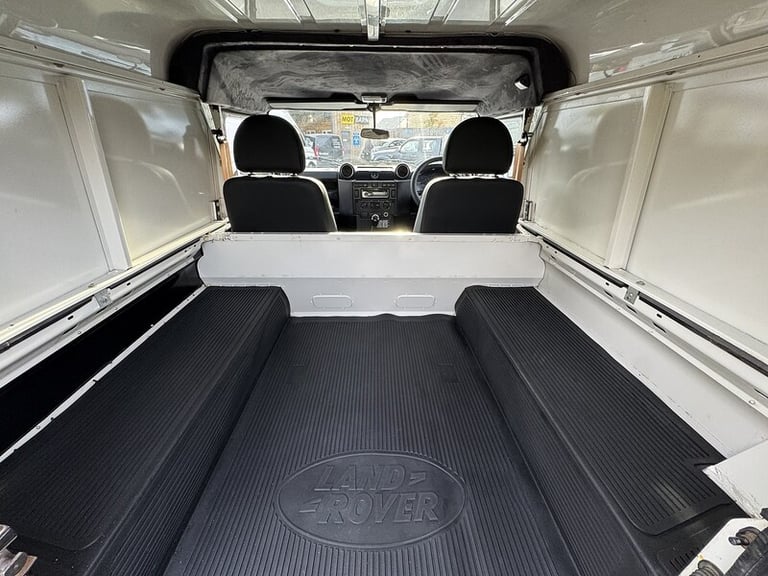 2010 Land Rover Defender Hard Top TDCi PANEL VAN DIESEL Manual