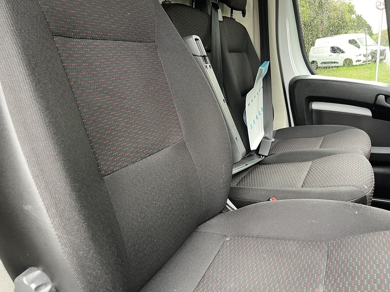 2022 Peugeot Boxer 2.2 BlueHDi 335 Professional L3 H2 Euro 6 (s/s) 5dr PANEL VAN Diesel Manual