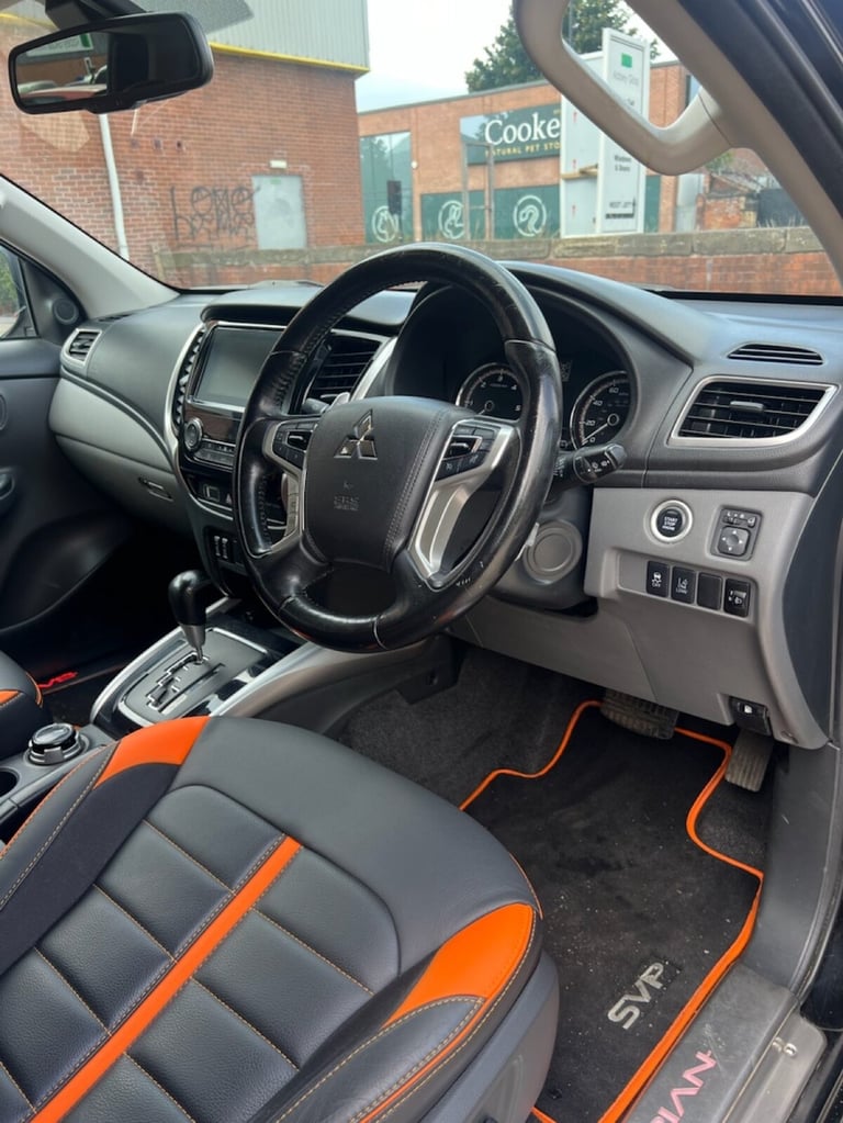 2018 Mitsubishi L200 2.4 DI-D DC Barbarian SVP II Pickup Double Cab 4dr Diesel Auto 4WD Euro 6 ( ...