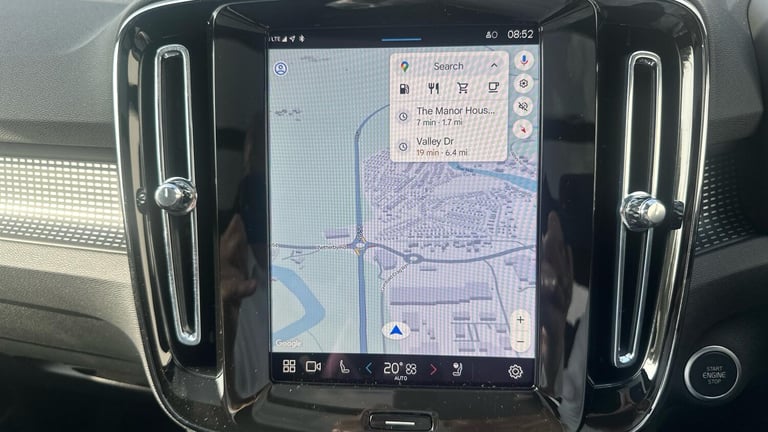 2025 Volvo XC40 Black Edition Ultra, B4 Mild hybrid, Petrol ESTATE Petrol/Electric Hybrid Automatic