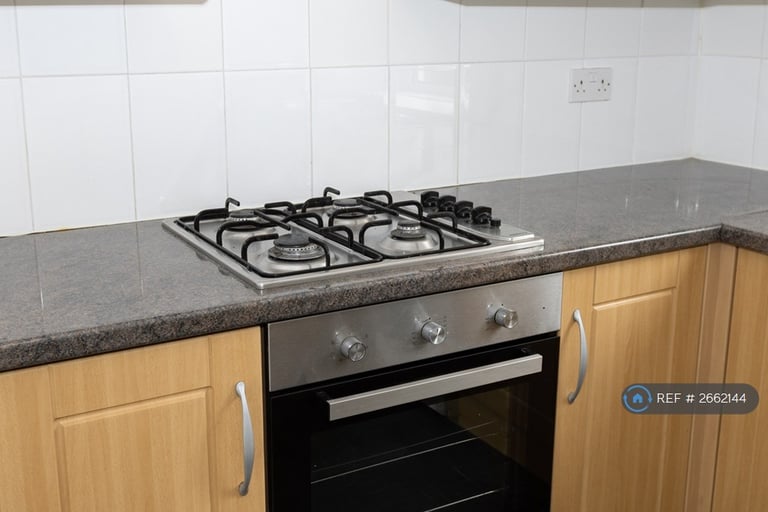 1 bedroom flat in Shettleston Road, Glasgow, G32 (1 bed) (#2662144)