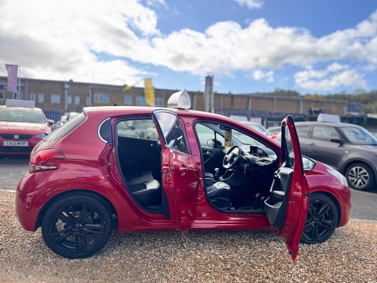 2015 Peugeot 208 1.6 BlueHDi 120 GT Line 5dr HATCHBACK Diesel Manual