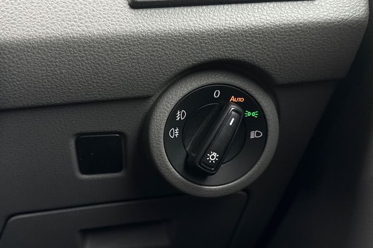 2024 Volkswagen Transporter 2.0 TDI 110 Highline Van Van Manual