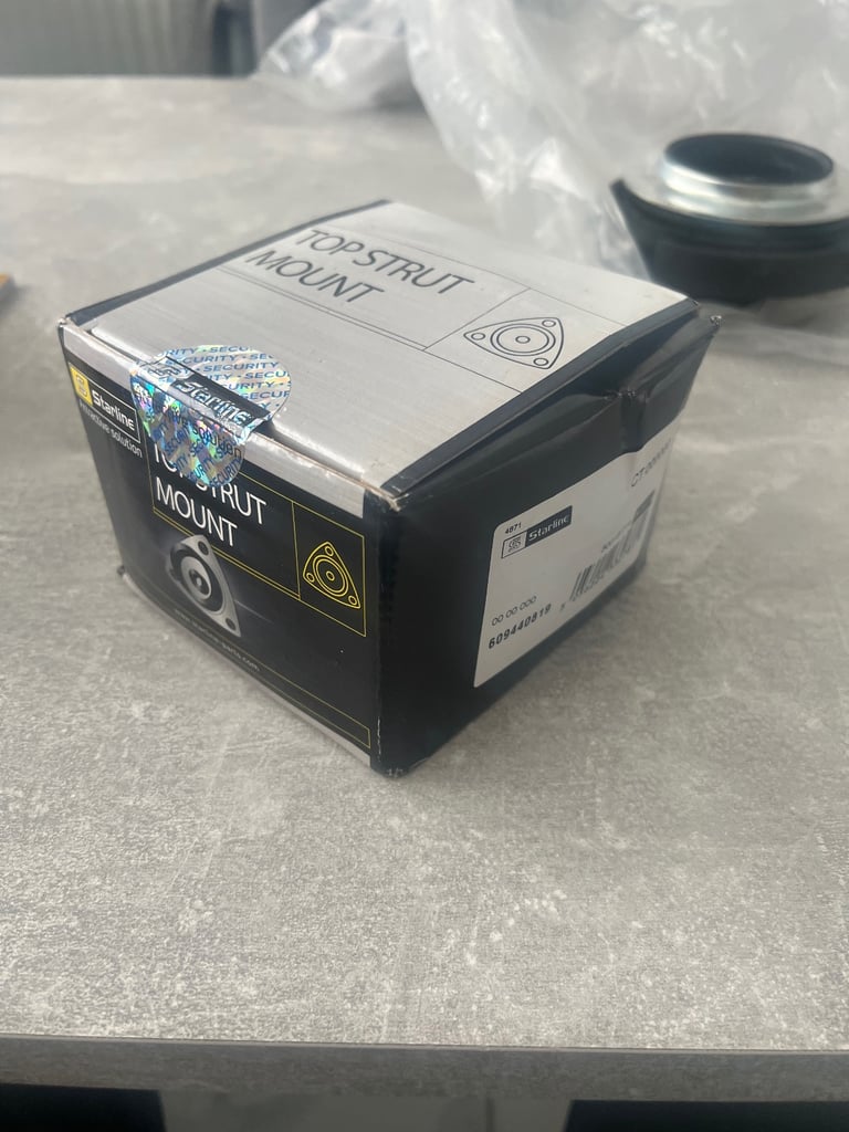 image for 2 Brand new - Starline Top Strut Mount - 609440819