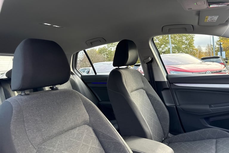 2021 Volkswagen Golf 2.0 TDI Life 5dr DSG HATCHBACK DIESEL Automatic