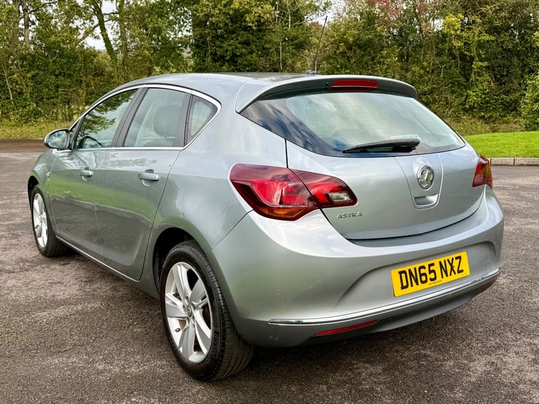 2015/65 VAUXHALL ASTRA 1.4 16V SRI 5DR SILVER GREY 113K MILES CRUISE &amp; ALLOYS