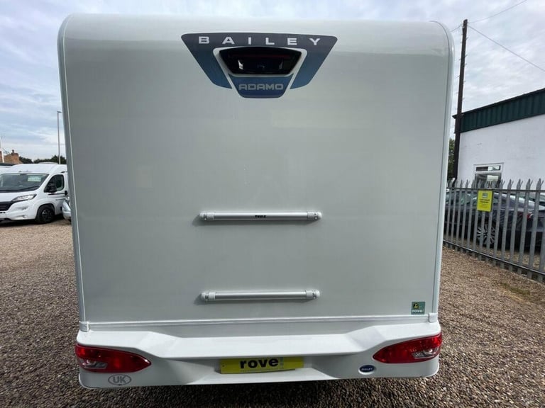 Bailey Adamo 75-4i 4 Berth 4 Belt end bedroom Auto 3500kg Garage 