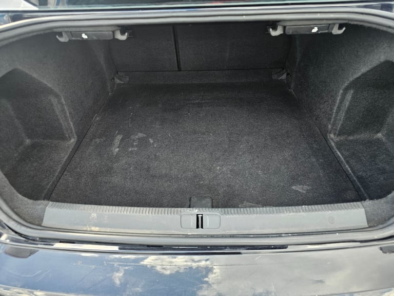 2014 Volkswagen Passat 1.6 TDI BlueMotion 4dr SALOON Diesel Manual