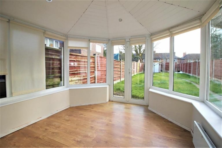 Hillend Road, Manchester, M23
