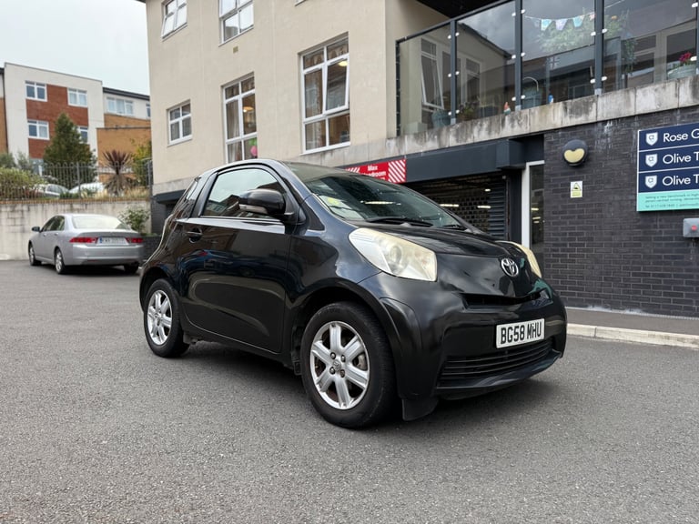 Toyota, IQ, Hatchback, 2009, Manual, 998 (cc), 3 doors