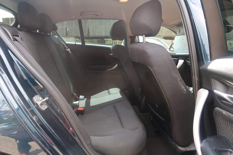 2014 BMW 1 Series 2.0 118d SE Sports Hatch (s/s) 5dr HATCHBACK Diesel Automatic