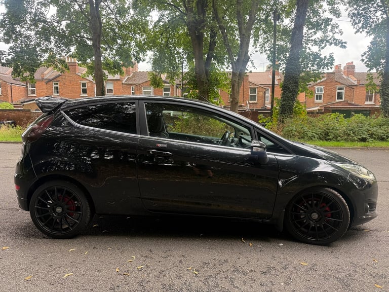 2015 Ford Fiesta 1.0 EcoBoost Zetec 3dr HATCHBACK Petrol Manual