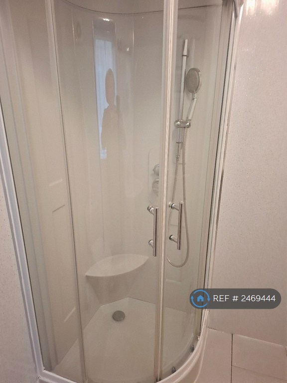3 bedroom house in Windsor Gardens, Herne Bay, CT6 (3 bed) (#2469444)