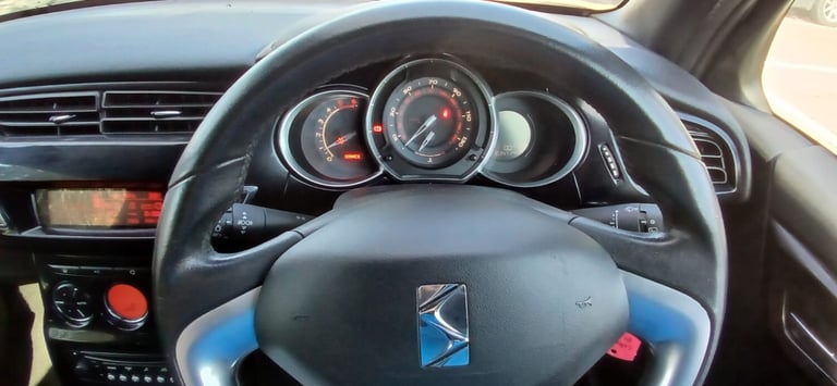2015 Citroen DS3 1.6 BlueHDi DSire Plus 3dr HATCHBACK Diesel Manual