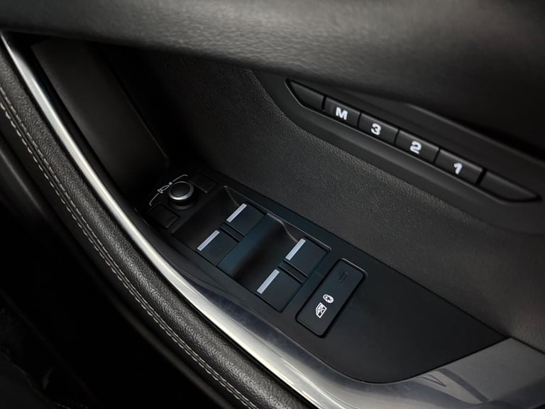 2021 Jaguar XE 2.0 P250 R-Dynamic HSE 4dr Auto SALOON PETROL Automatic