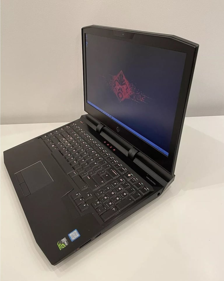HP OMEN 17 Gaming Laptop - HIGH SPEC (Spares of Repair)