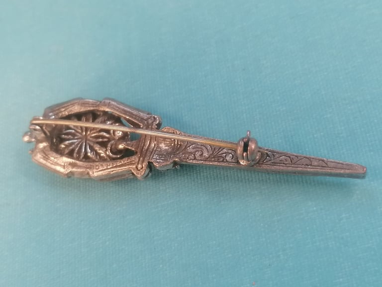 Vintage MIRACLE Celtic Scottish Staff Light green, marbled white stone Brooch Pin.