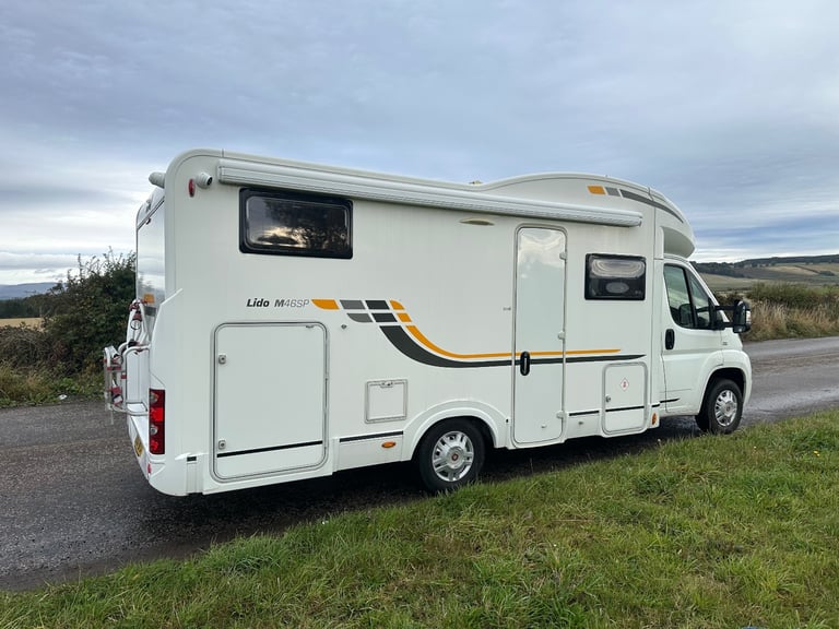 Adria sunliving fixed bed low miles under 3500kg