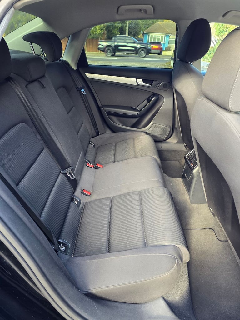 Audi, A4, Saloon, 2008, Manual, 1798 (cc), 4 doors