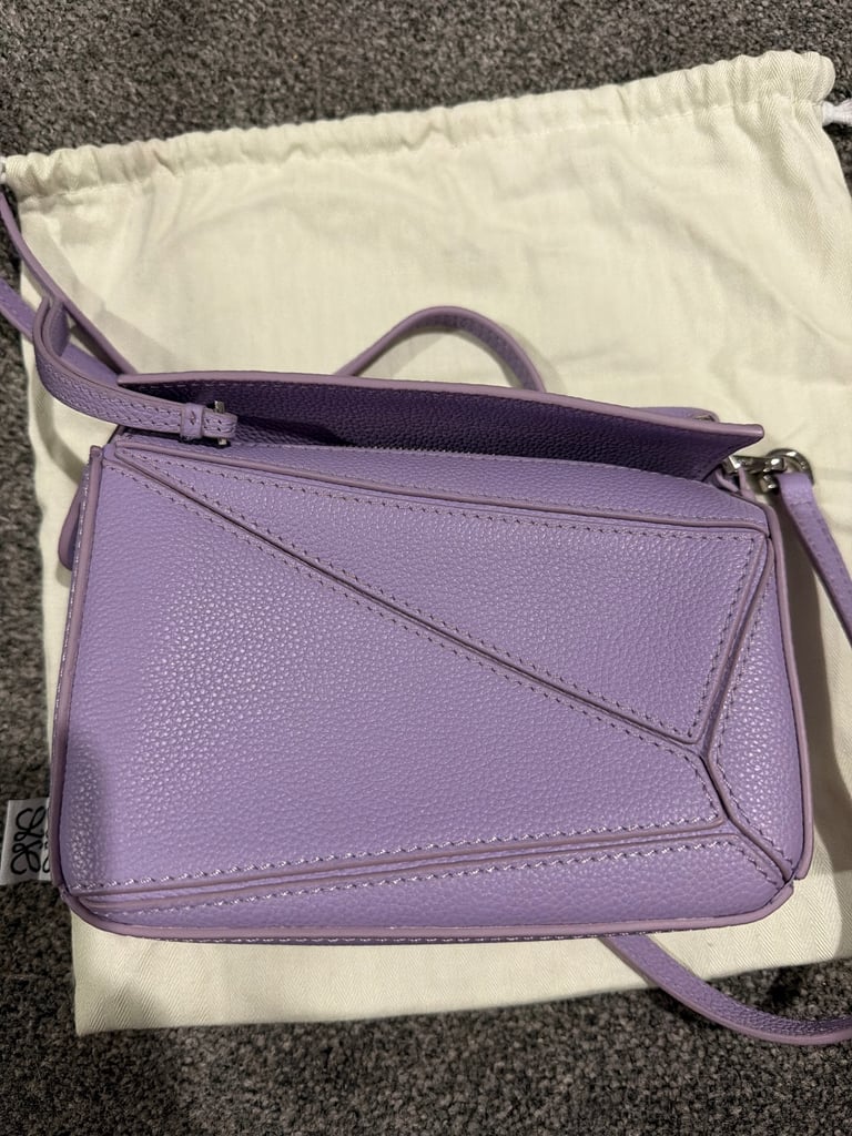 Loewe lilac puzzle bag