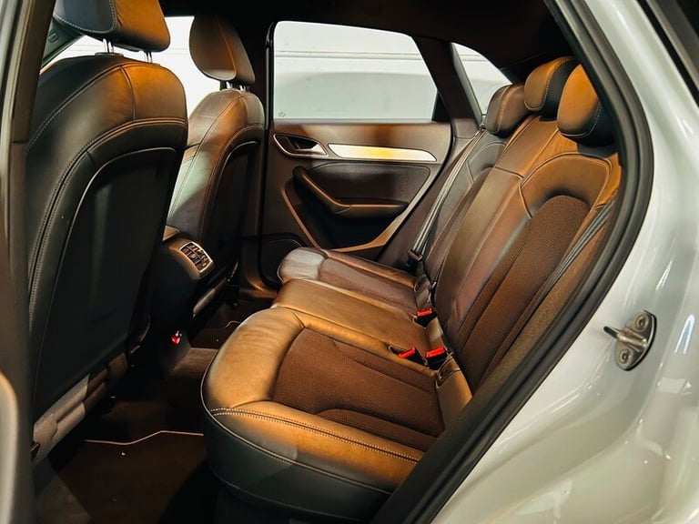 Audi Q3 2.0 TDI S line SUV 5dr Diesel Manual quattro Euro 5 (s/s) (140 ps)