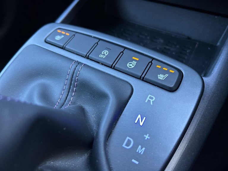 2024 Hyundai i10 1.0 Premium Hatchback 5dr Petrol Auto Euro 6 (s/s) (63 ps) Hatchback PETROL Auto...