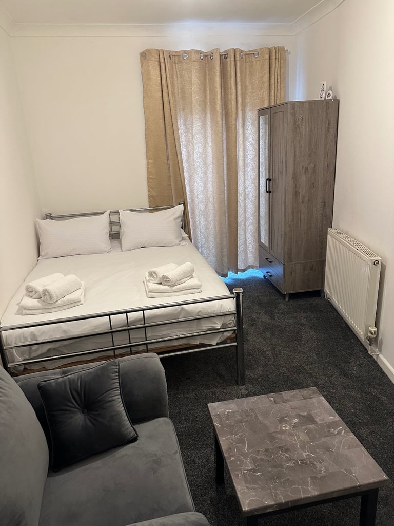 Ground floor 2 bed flat 