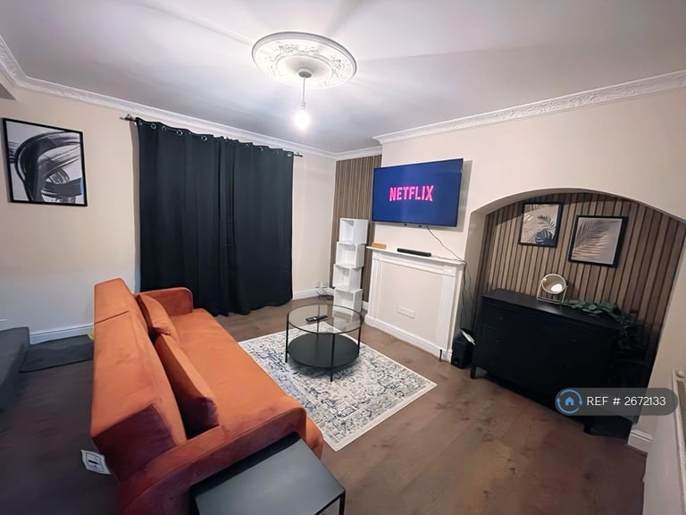 2 bedroom house in Dagenham, Dagenham, RM9 (2 bed) (#2672133)