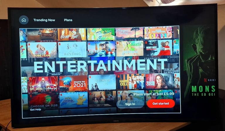 Samsung SMART tv 55 inch Fully Working order NO STAND