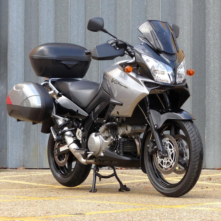2007 SUZUKI DL1000 K6 GT V-STROM – A COMFORTABLE, RELIABLE ONE OWNER MOTORCYCLE.