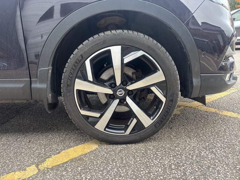 2018 Nissan Qashqai 1.6 dCi Tekna 5dr Hatchback Diesel Manual