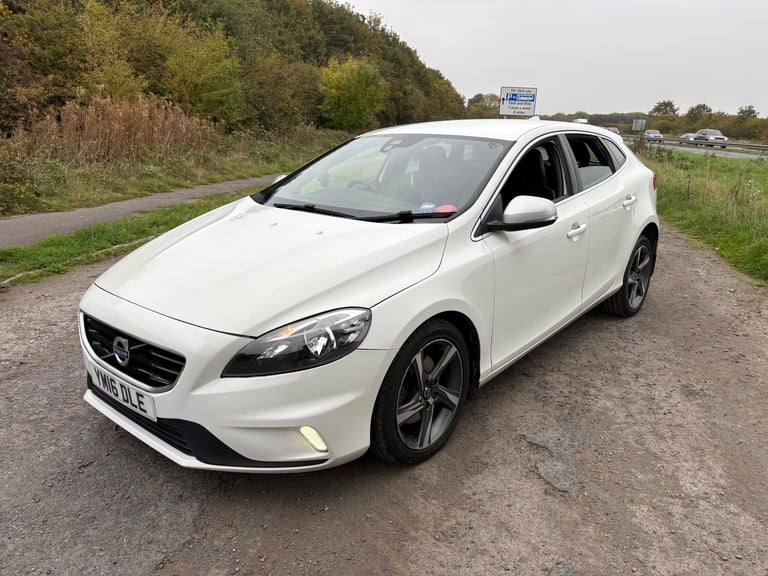 Volvo, V40, Hatchback, 2016, Manual, 1969 (cc), 5 doors