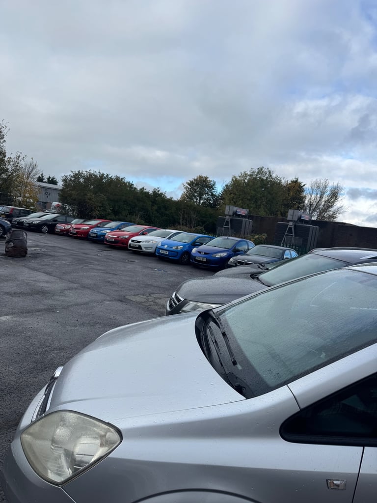 Car park space to let 